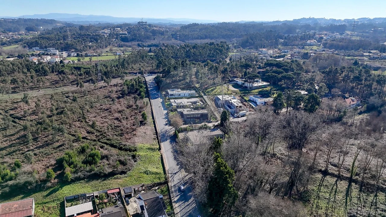 Terreno para Venda em Pedroso e Seixezelo Foto 8