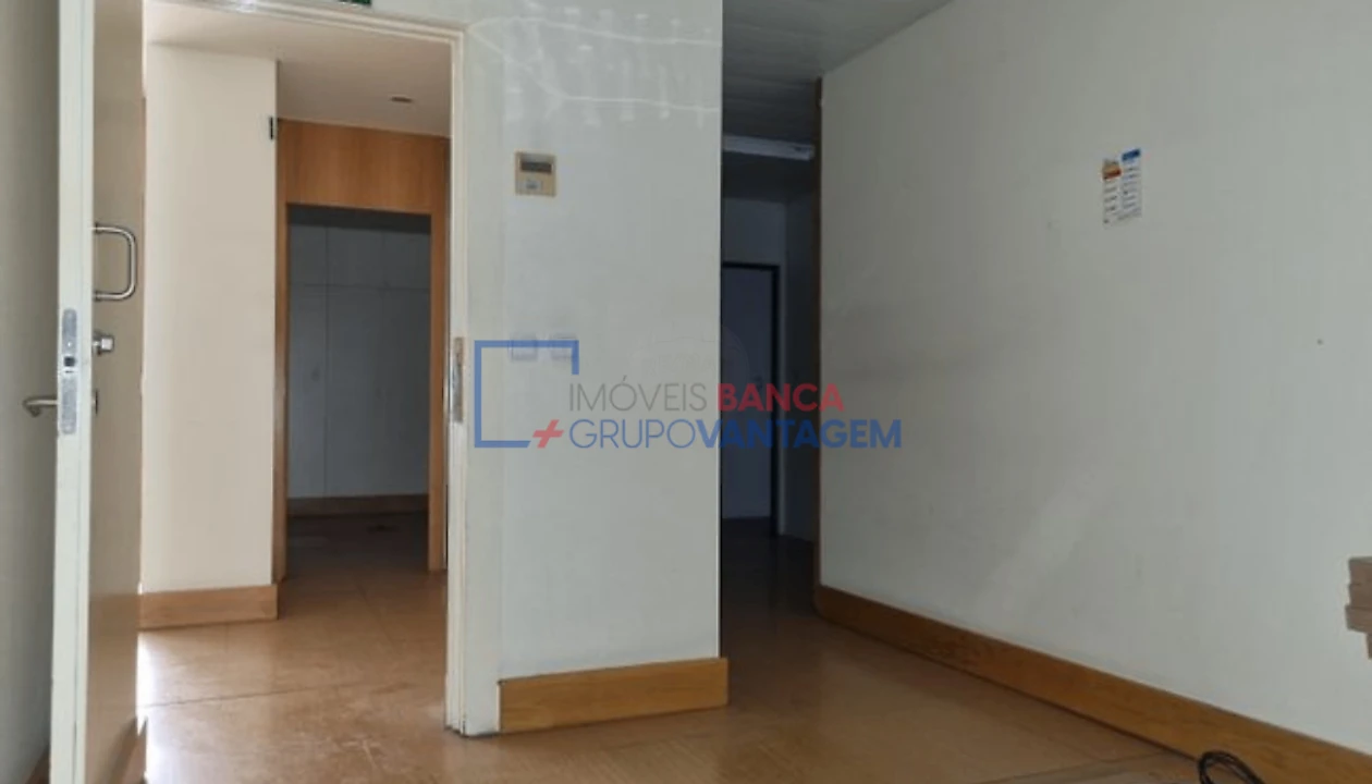 Loja para Venda em Rio Tinto Foto 10