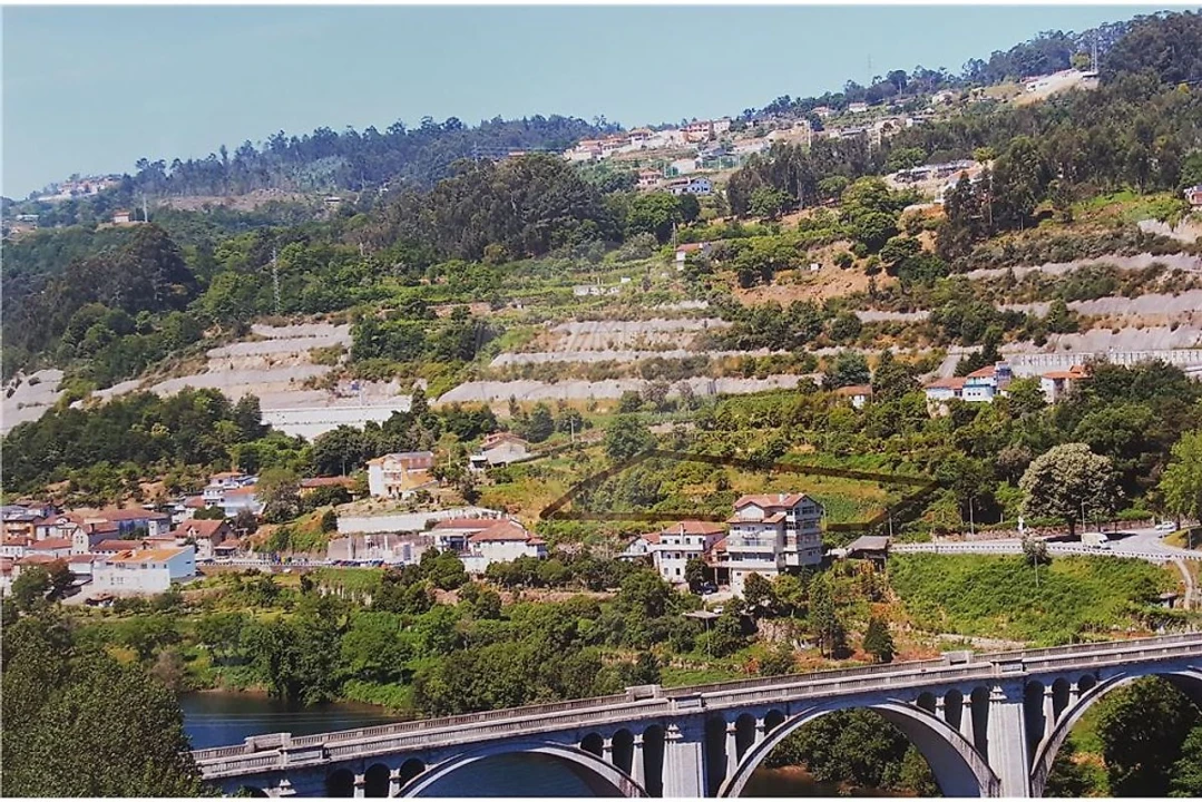 Terreno para Venda em Eja Foto 6
