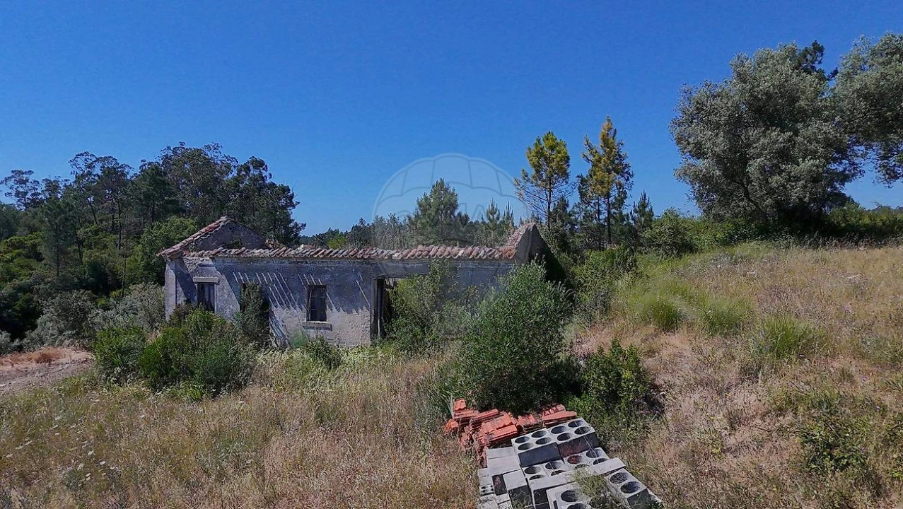 Moradia T2 para Venda em Vinha da Rainha Foto 4