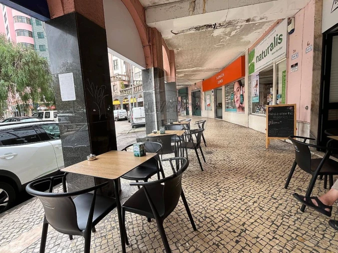 Negócio para Venda em Massamá e Monte Abraão Foto 16