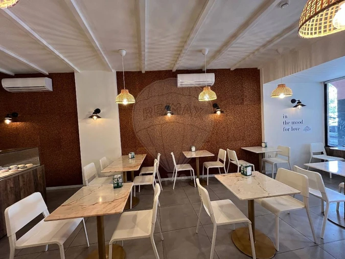 Negócio para Venda em Massamá e Monte Abraão Foto 6