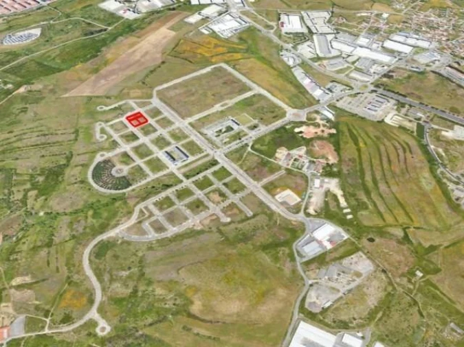 Terreno para Venda em Rio de Mouro Foto 4