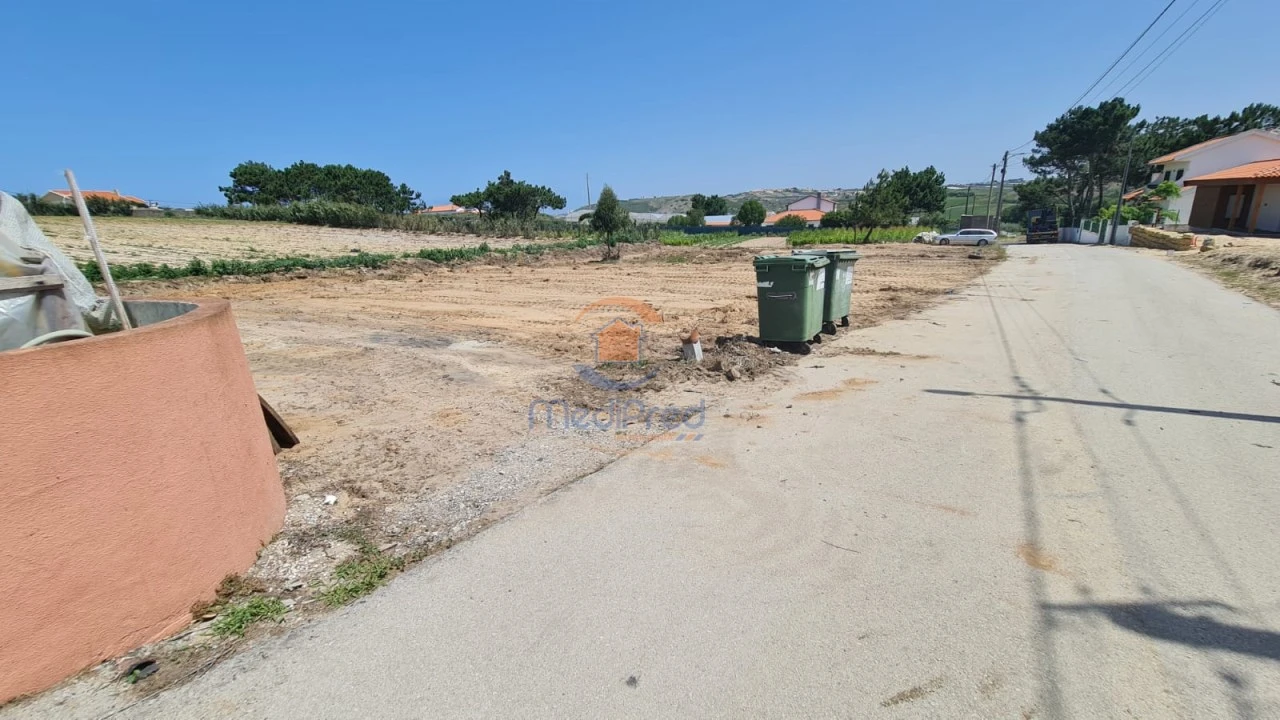 Terreno para Venda em A dos Cunhados e Maceira Foto 3