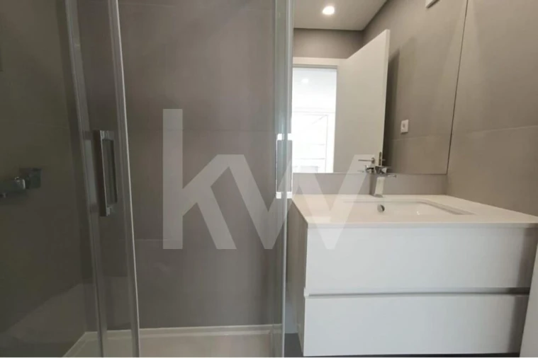 Moradia T3 para Venda em Caparica e Trafaria Foto 11