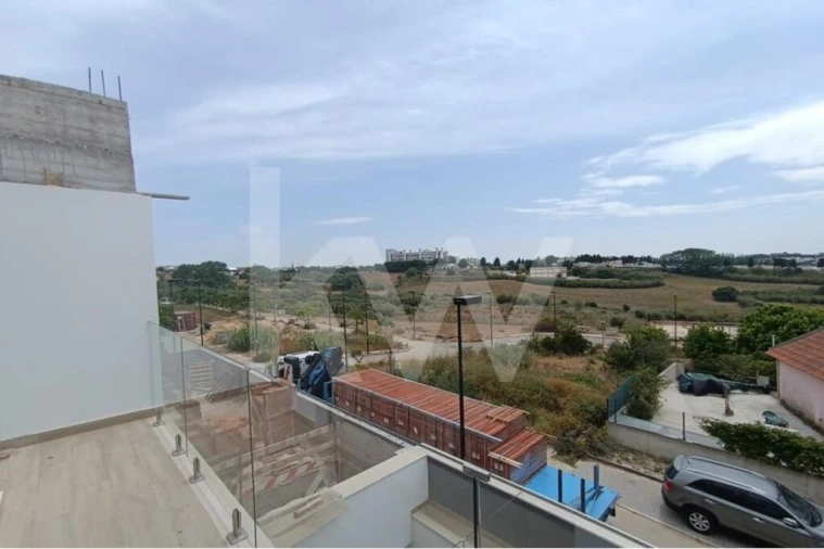 Moradia T3 para Venda em Caparica e Trafaria Foto 16