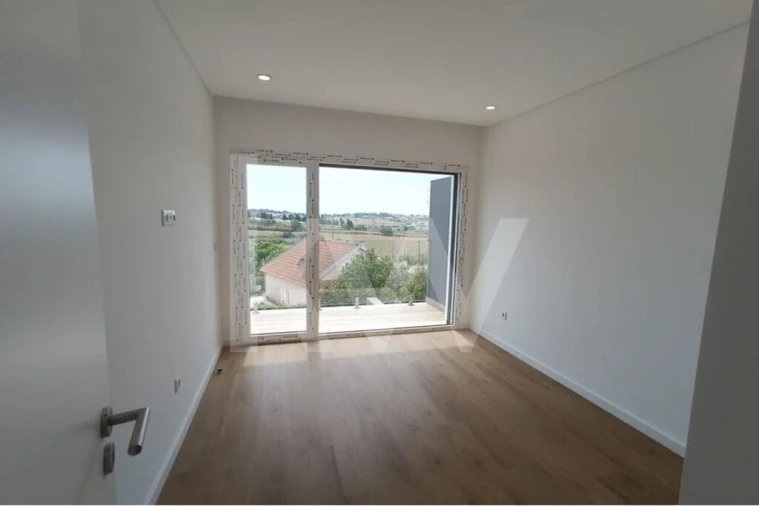 Moradia T3 para Venda em Caparica e Trafaria Foto 33