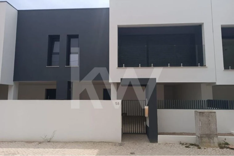 Moradia T3 para Venda em Caparica e Trafaria Foto 32