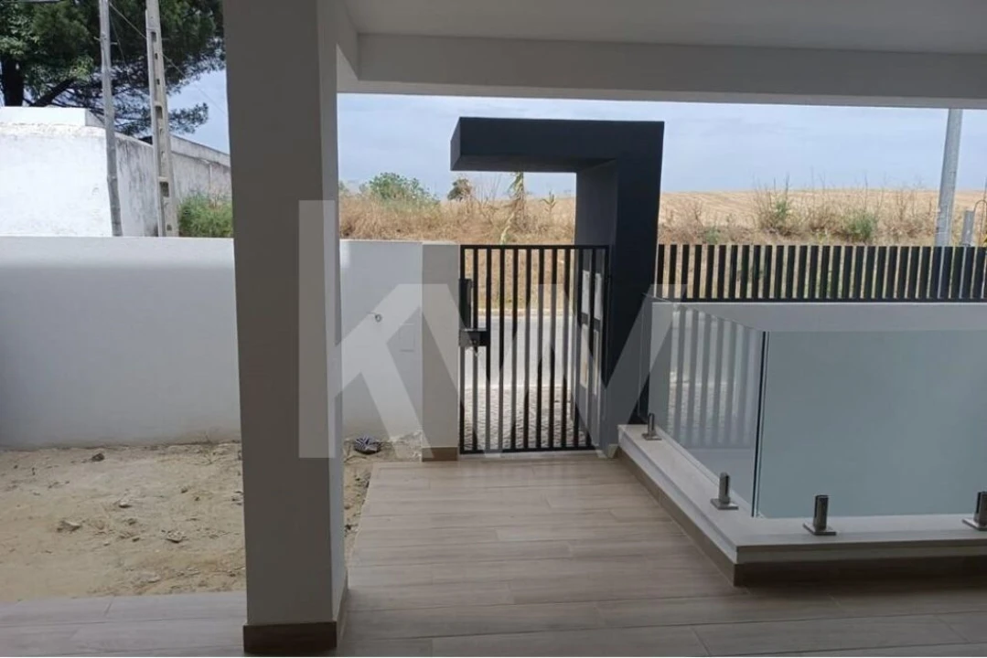 Moradia T3 para Venda em Caparica e Trafaria Foto 3