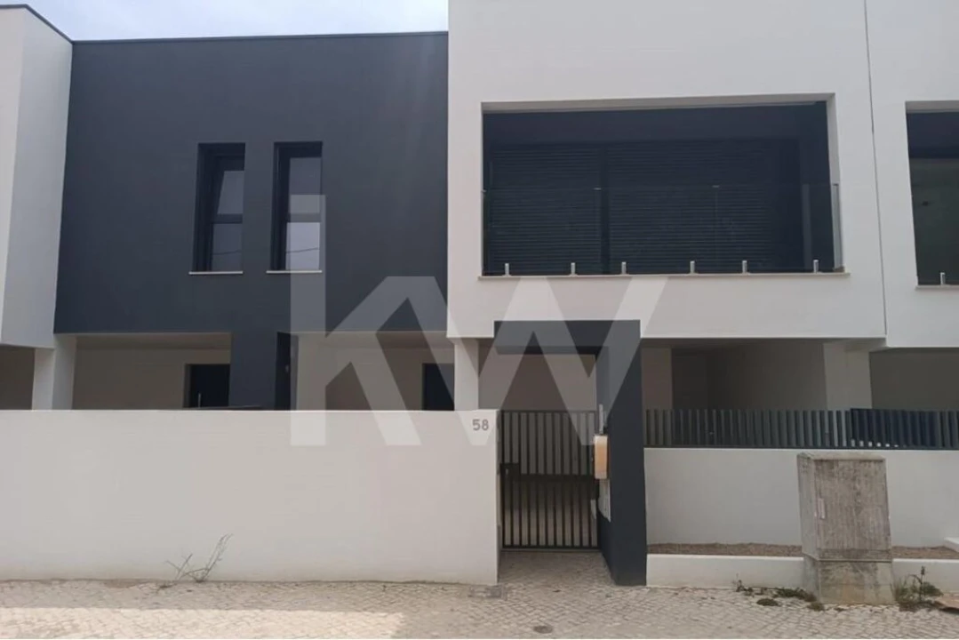 Moradia T3 para Venda em Caparica e Trafaria Foto 32
