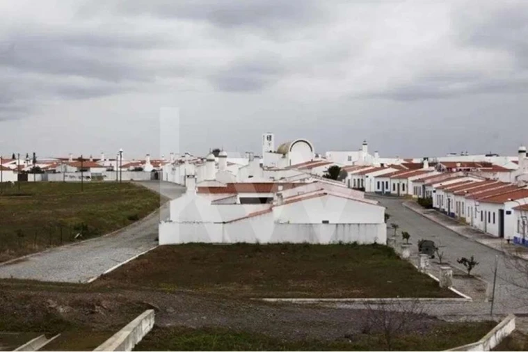 Terreno para Venda em Luz Foto 1