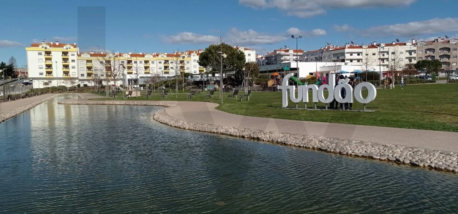 Terreno para Venda em Souto da Casa Foto 3