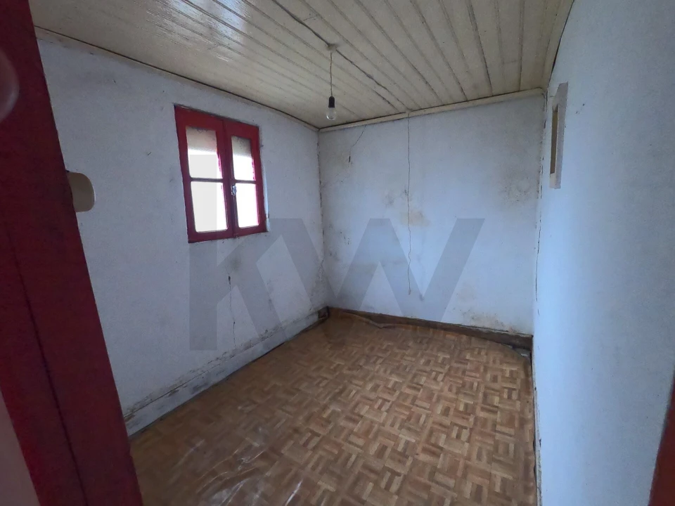 Moradia T3 para Venda em Pinheiros e Vale de Figueira Foto 30