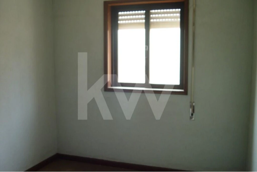 Moradia T5 para Venda em Lourosa Foto 47