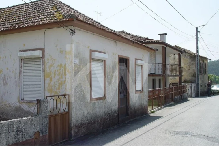 Moradia T5 para Venda em Lourosa Foto 55