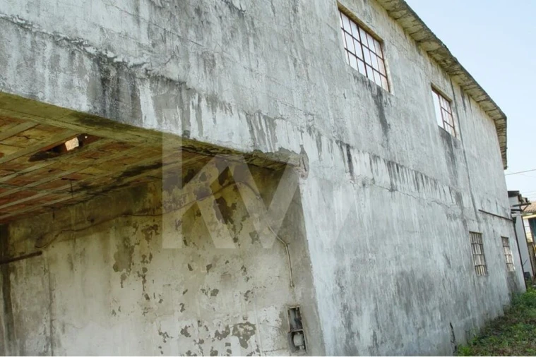 Moradia T5 para Venda em Lourosa Foto 6