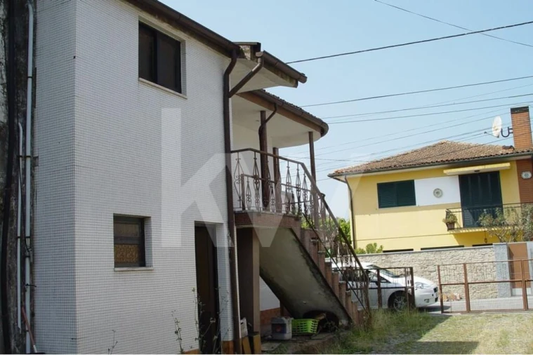 Moradia T5 para Venda em Lourosa Foto 17