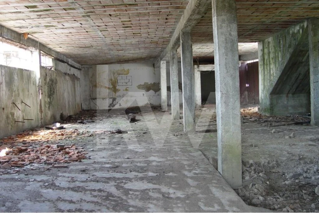 Moradia T5 para Venda em Lourosa Foto 8