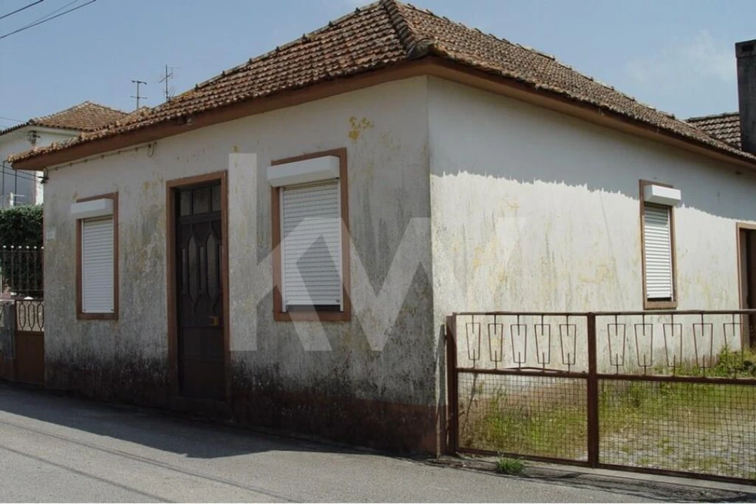 Moradia T5 para Venda em Lourosa Foto 31