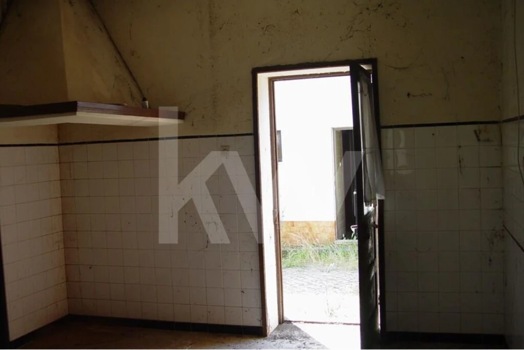 Moradia T5 para Venda em Lourosa Foto 21