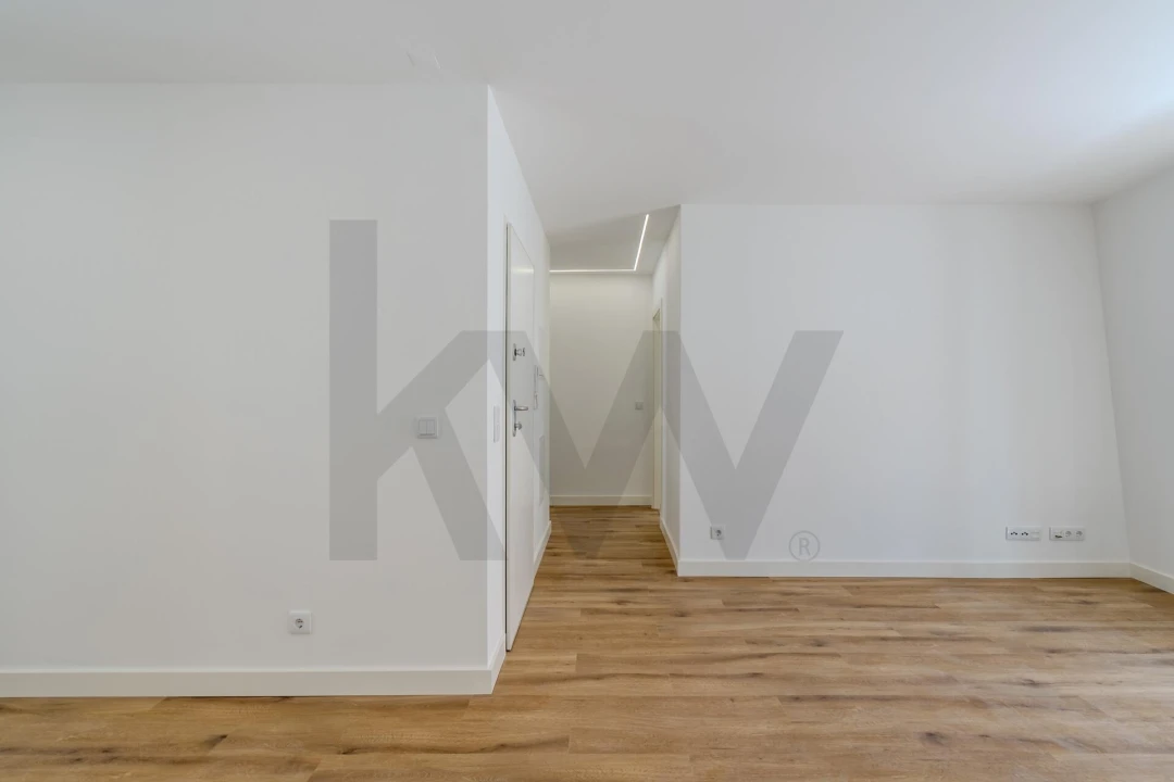 Apartamento T2 para Venda em Santo António Foto 5