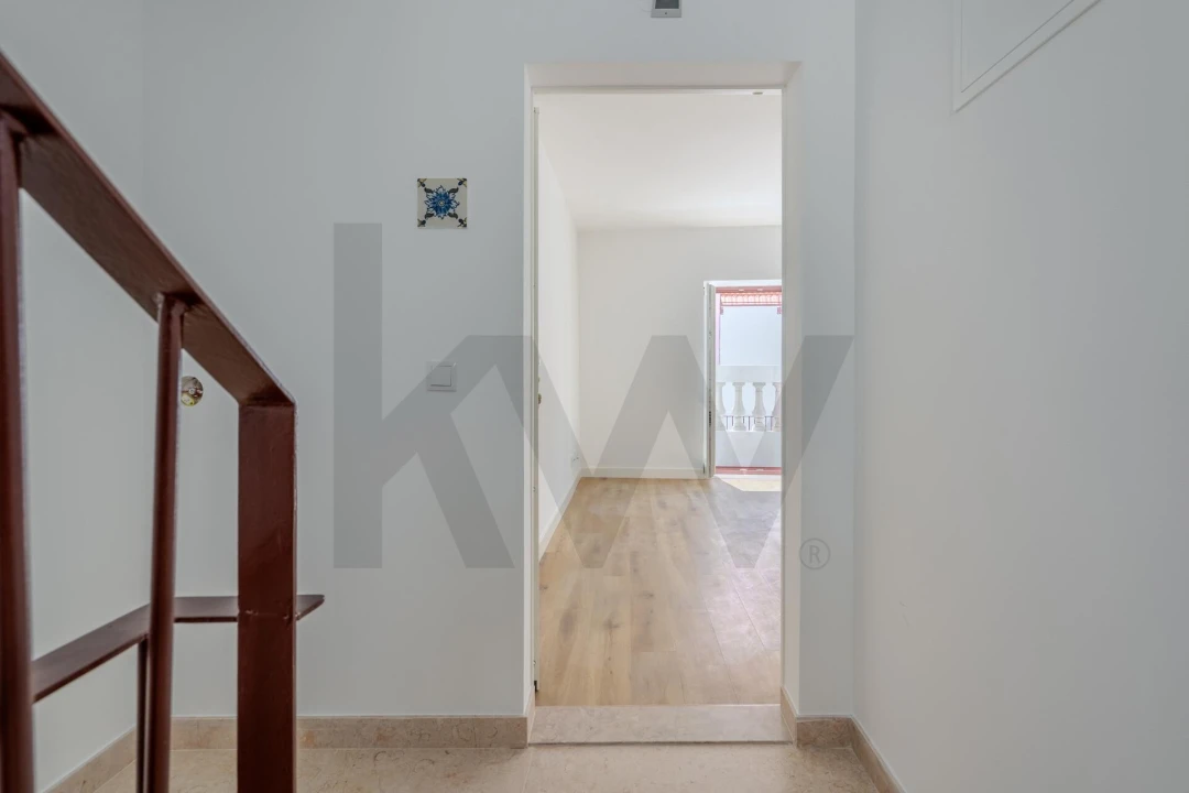 Apartamento T2 para Venda em Santo António Foto 2