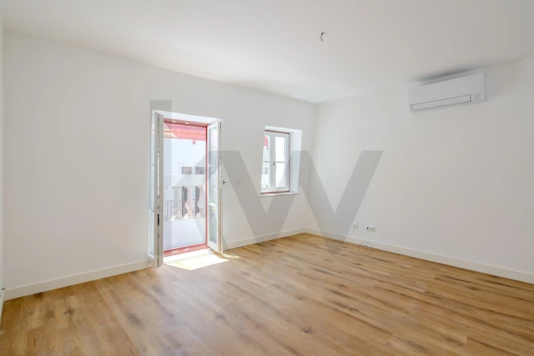 Apartamento T2 para Venda em Santo António Foto 7