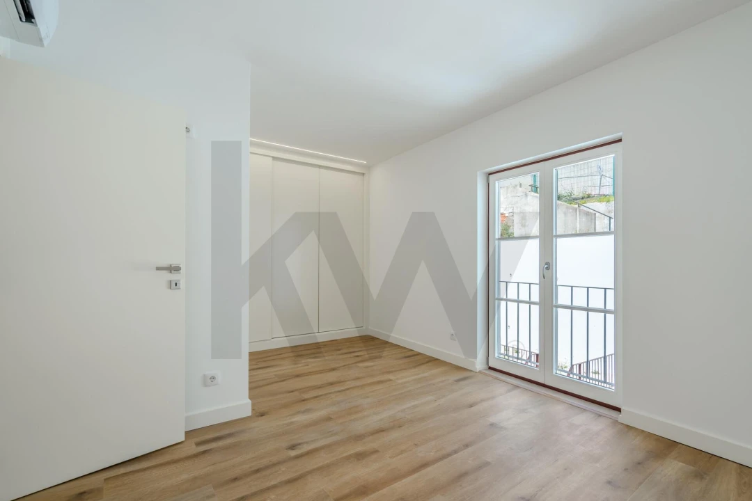 Apartamento T2 para Venda em Santo António Foto 22