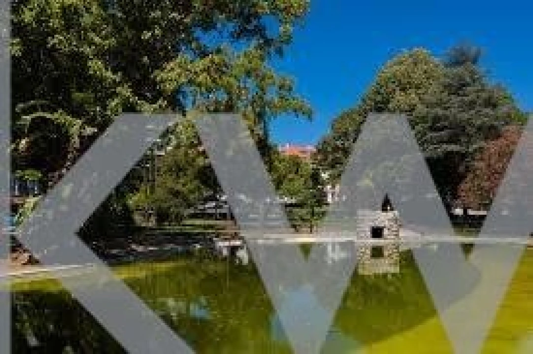 Apartamento T2 para Venda em Santo António Foto 35