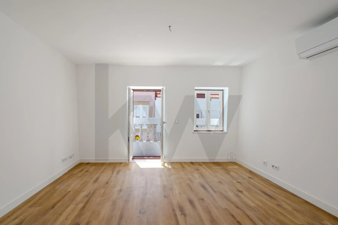 Apartamento T2 para Venda em Santo António Foto 6