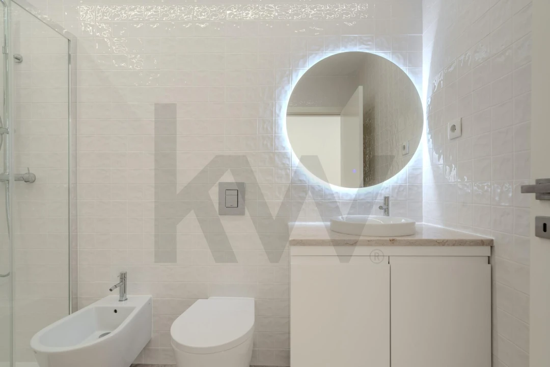 Apartamento T2 para Venda em Santo António Foto 17