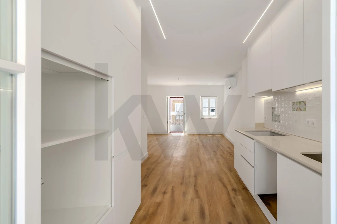 Apartamento T2 para Venda em Santo António Foto 13