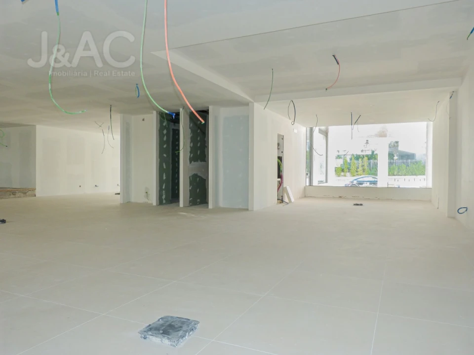 Loja para Arrendamento em Cascais e Estoril Foto 1