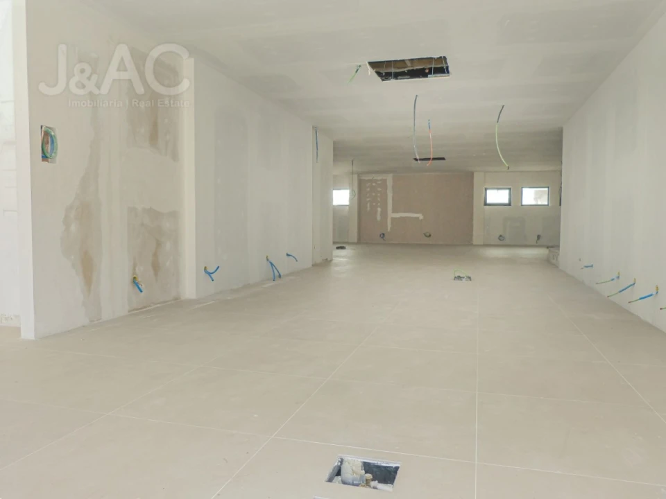 Loja para Arrendamento em Cascais e Estoril Foto 3