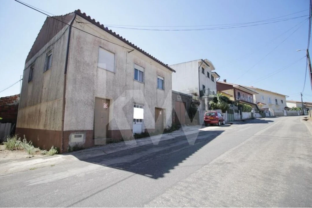 Moradia T4 para Venda em Semide e Rio Vide Foto 3