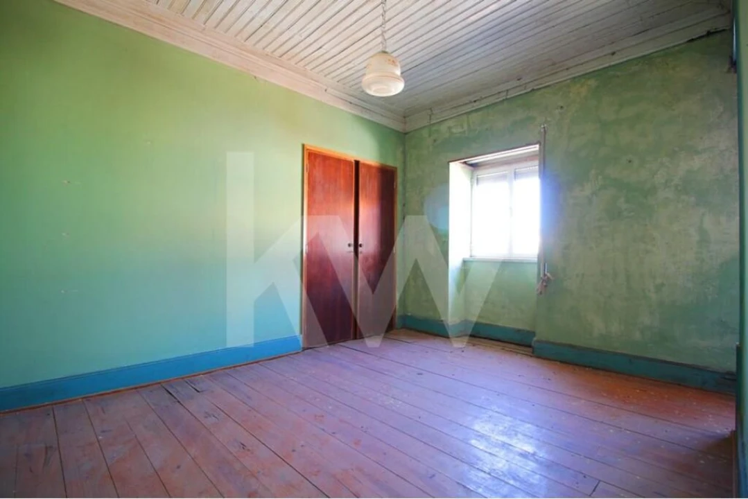 Moradia T4 para Venda em Semide e Rio Vide Foto 13