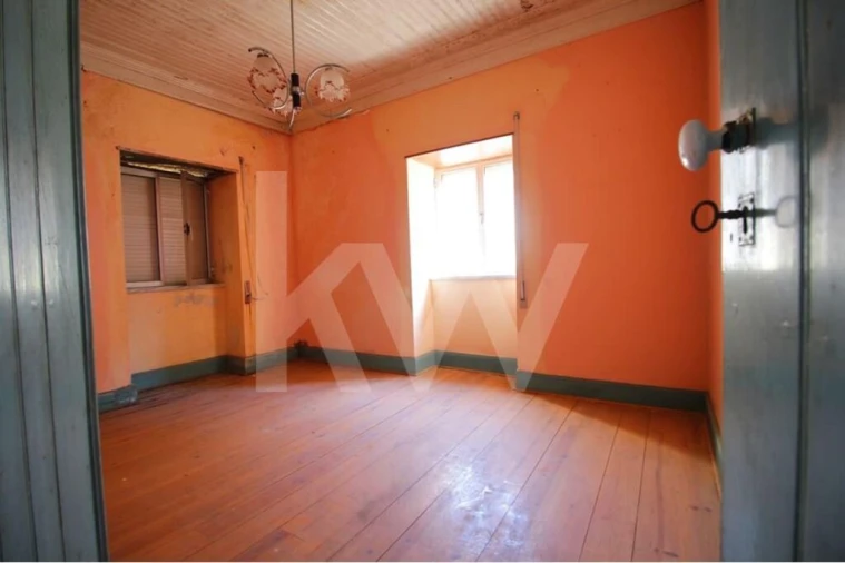 Moradia T4 para Venda em Semide e Rio Vide Foto 10