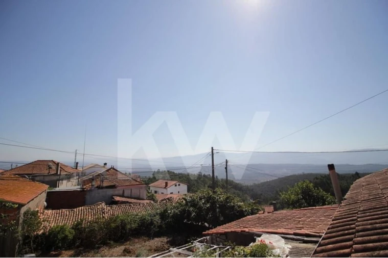 Moradia T4 para Venda em Semide e Rio Vide Foto 2