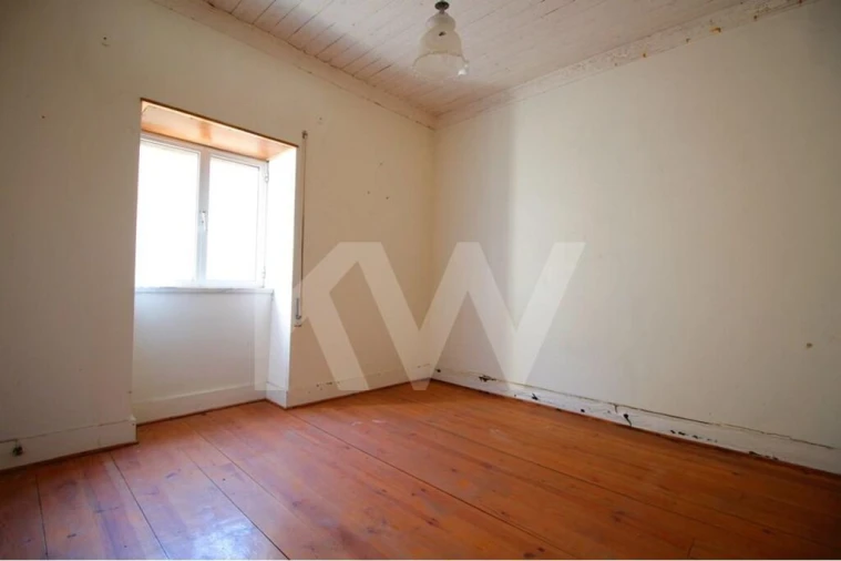 Moradia T4 para Venda em Semide e Rio Vide Foto 18