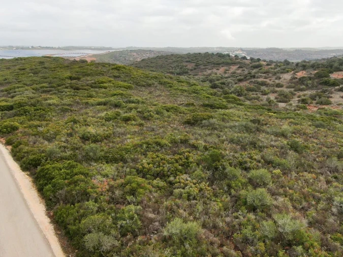 Terreno para Venda em Bensafrim e Barão de São João Foto 17