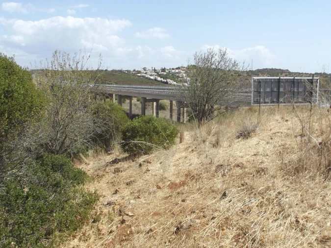 Terreno para Venda em Bensafrim e Barão de São João Foto 10