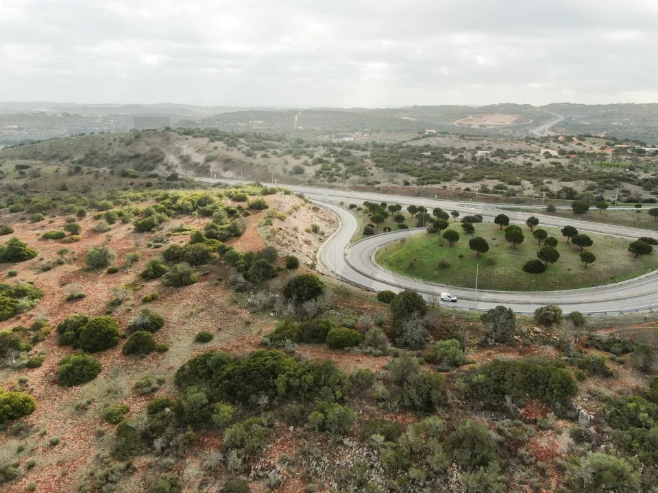 Terreno para Venda em Bensafrim e Barão de São João Foto 7