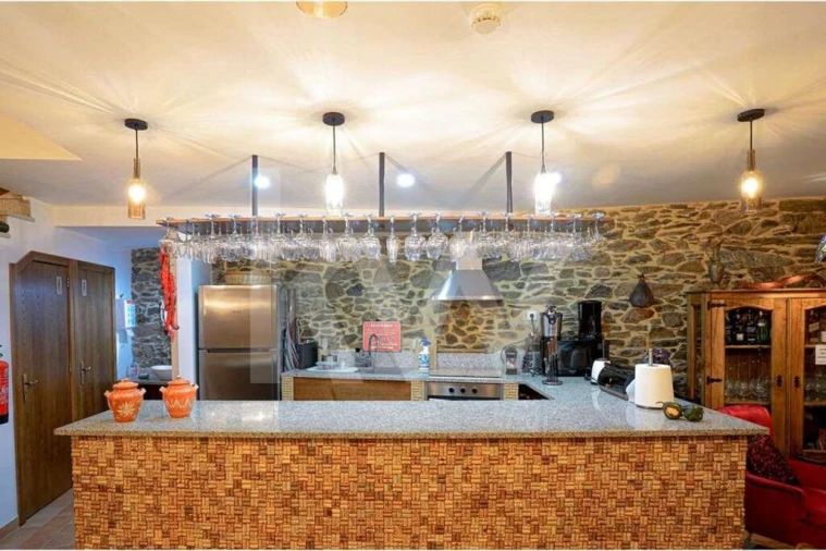 Moradia T9 para Venda em Gostei Foto 14