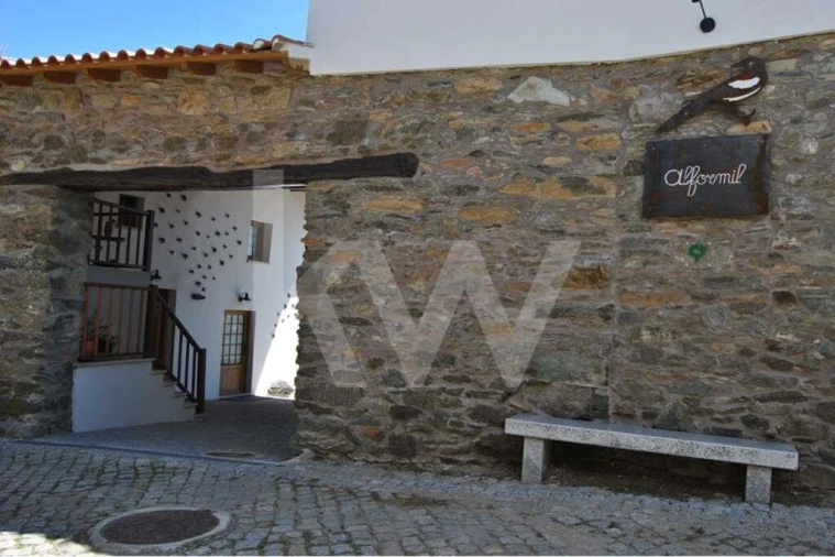 Moradia T9 para Venda em Gostei Foto 56