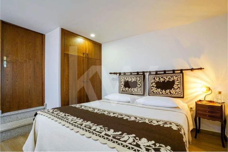 Moradia T9 para Venda em Gostei Foto 23