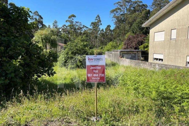 Terreno para Venda em Argoncilhe Foto 2