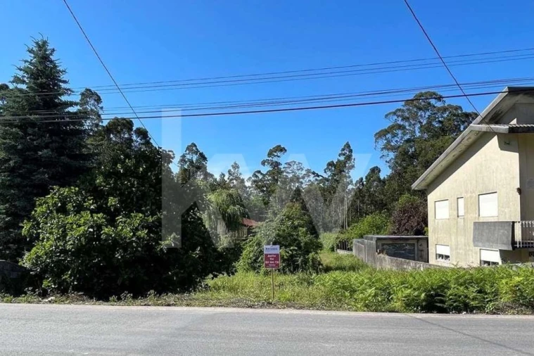 Terreno para Venda em Argoncilhe Foto 1