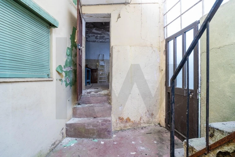 Moradia T4 para Venda em Semide e Rio Vide Foto 17