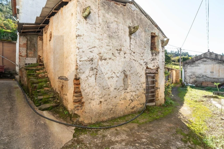 Moradia T4 para Venda em Semide e Rio Vide Foto 18