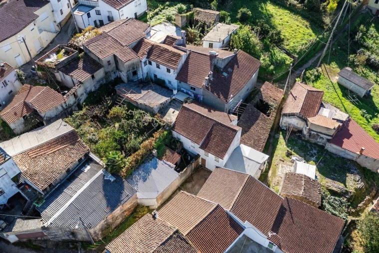 Moradia T4 para Venda em Semide e Rio Vide Foto 28